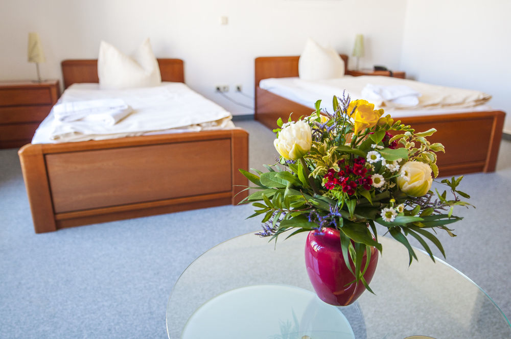 Hotel Stadtfeld Μαγδεβούργο Εξωτερικό φωτογραφία