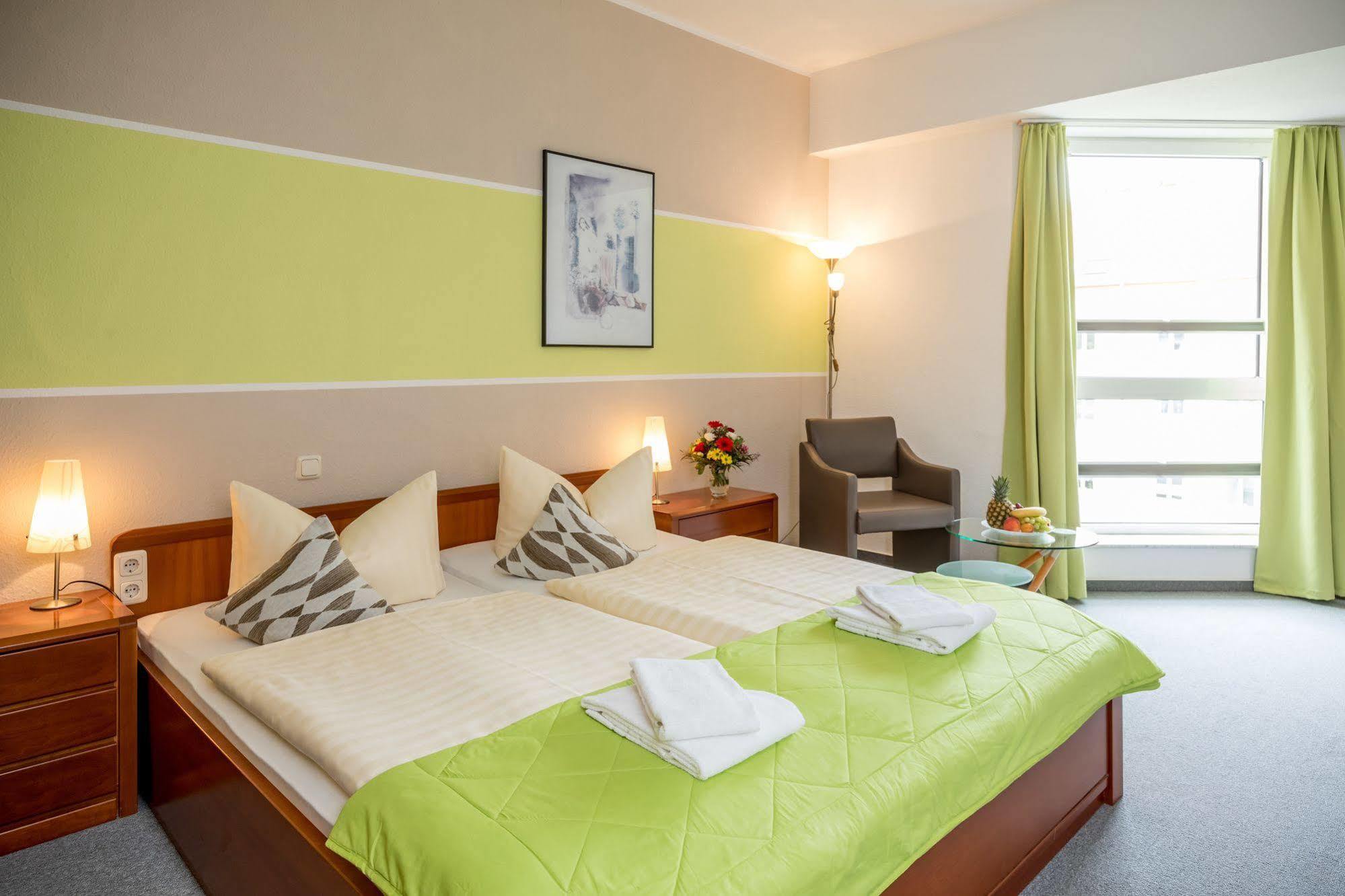 Hotel Stadtfeld Μαγδεβούργο Εξωτερικό φωτογραφία